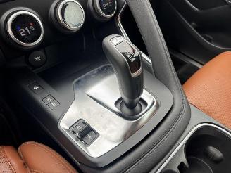 Jaguar E-Pace HSE AWD 300 Sport picture 22
