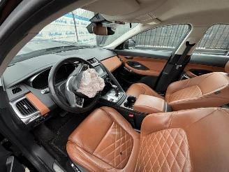Jaguar E-Pace HSE AWD 300 Sport picture 12