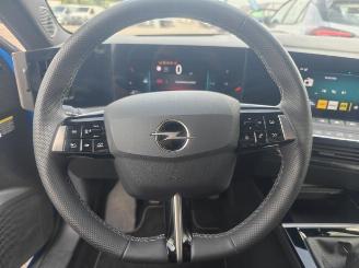 Opel Astra Sports Tourer GS 1.2 Turbo (96kW) Matrix picture 27