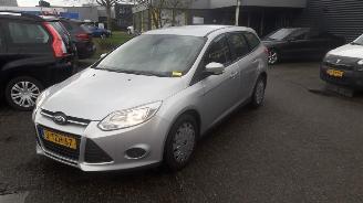 Damaged car Ford Focus 1.6 TDCi ECOnetic Combi/o  Diesel 1.560cc 77kW (105pk) FWD 2012-06/2018-05  NGDB 2014/1