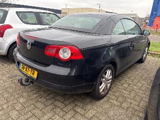 Volkswagen Eos 1.6 FSI 16V Cabrio  Benzine 1.598cc 85kW (116pk) FWD 2006-06/2008-05 (1F7) BLF; EURO4 picture 4