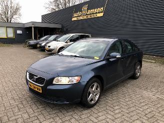 skadebil auto Volvo S-40  2008/4