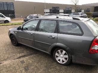 Chevrolet Nubira 1.6 16V Combi/o  Benzine 1.598cc 80kW (109pk) FWD 2005-03/2011-12  LXT; L44; L496 picture 2