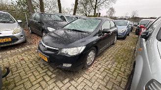 Unfallwagen Honda Civic Hybrid - Civic (FA/FD) Sedan 2005 / 2012 - 1.3 Hybrid Sedan 4Dr Elektrisch Benzine 1.339cc 70kW (95pk) FWD 2006-01/2010-12 (FD3) LDA2 2007/6