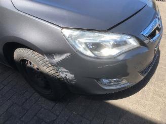 Opel Astra  picture 2