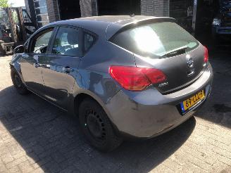 Opel Astra  picture 9