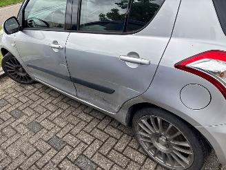 Suzuki Swift  picture 2