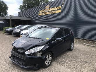 Unfallwagen Ford Fiesta  2015/8