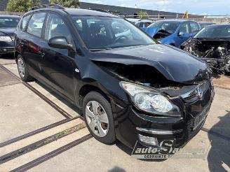 Hyundai I-30 i30 Crosswagon (WWH), Combi, 2007 / 2012 1.4 CVVT 16V picture 1
