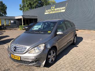 škoda osobní automobily Mercedes B-klasse  2008/4