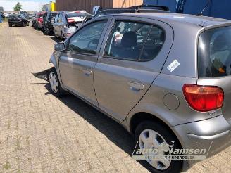 Toyota Yaris Yaris (P1), Hatchback, 1999 / 2005 1.3 16V VVT-i picture 5