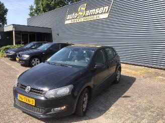 Damaged car Volkswagen Polo Polo V (6R) Hatchback 2009 / 2017 - 1.4 16V Hatchback  Benzine 1.390cc 63kW (86pk) FWD 2009-03/2014-05  CGGB 2011/2