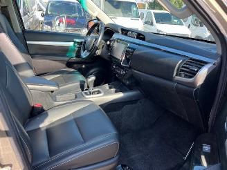 Toyota Hilux 2.8 D-4D 150KW AUTOM. DOUBLE CAB. KLIMA NAVI LEER 4WD picture 5