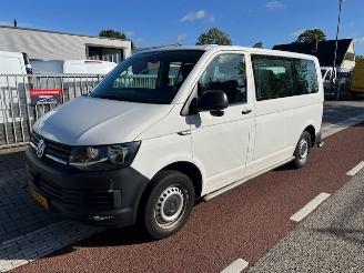 uszkodzony samochody osobowe Volkswagen Transporter KOMBI  2.0 TDI 110KW  PKW BRIEF 8P AUTOMAAT EURO6 KLIMA 2017/1