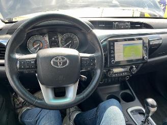 Toyota Hilux 2.8 D-4D 150KW AUTOM. DOUBLE CAB.  KLIMA LEER 4WD picture 13