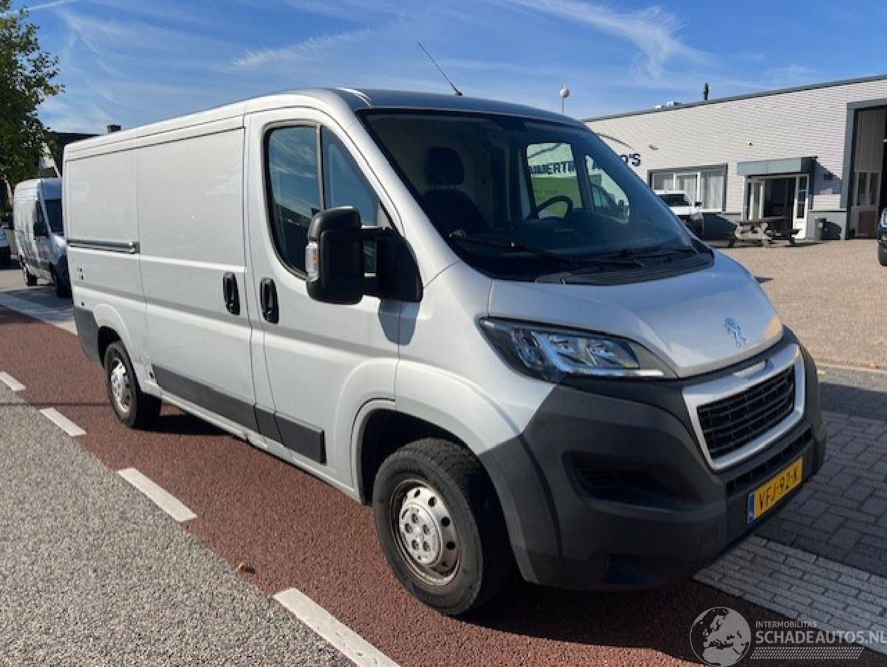 Peugeot Boxer 2.2 BLUEHDI 88KW L2H1 LANG LAADKLEP LBW KLIMA