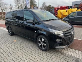 krockskadad bil auto Mercedes Vito TOURER 114 CDI EXTRA LANG PKW 9 PERS.  KLIMA NAVI LEER 2025/5