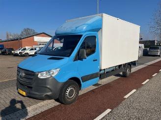 Unfall Kfz Van Mercedes Sprinter 311 CDI MEUBELBAK 2020/12