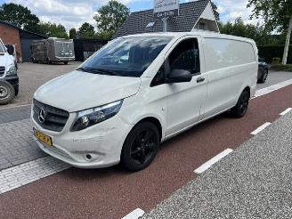 dommages fourgonnettes/vécules utilitaires Mercedes Vito 114 CDI 100KW EXTRA LANG AUTOM.  AIRCO KLIMA EURO6 2019/1
