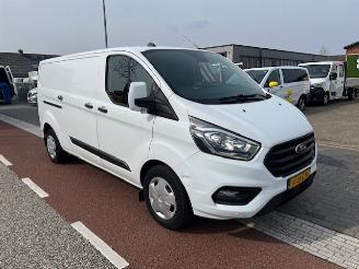 damaged commercial vehicles Ford Transit Custom 2.0 TDCI 96KW L2H1 AUTOMAAT LANG AIRCO KLIMA 2021/3