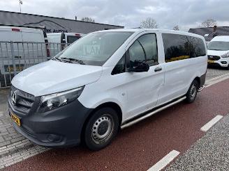 krockskadad bil auto Mercedes Vito TOURER 116 CDI 120KW LANG AUTOM. PKW BRIEF 8P KLIMA 2020/2