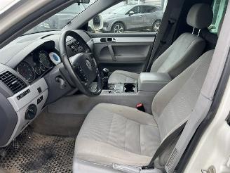 Volkswagen Touareg 2.5 TDI 128KW 5DRS  VAN 4WD 4MOTION AIRCO KLIMA picture 11