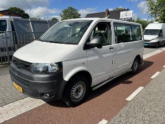 Vaurioauto  passenger cars Volkswagen Transporter 2.0 TDI 103KW KOMBI AUTOM. PKW BRIEF 8P  KLIMA 2016/6