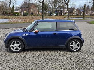 Mini Mini 1.6 16V Cooper Hatchback  Benzine 1.598cc 85kW (116pk) FWD picture 7