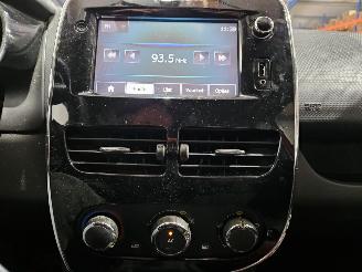 Renault Clio 0.9 Energy TCE 90 12V Hatchback 4Dr Benzine 898cc 66kW (90pk) picture 13