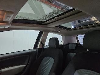 Fiat Punto 1.2 Hatchback  Benzine 1.242cc 48kW (65pk) FWD picture 12