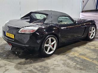 Opel GT 2.0 16V Turbo Cabrio  Benzine 1.998cc 194kW (264pk) RWD picture 3