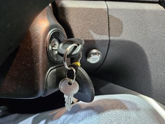 Opel GT 2.0 16V Turbo Cabrio  Benzine 1.998cc 194kW (264pk) RWD picture 18