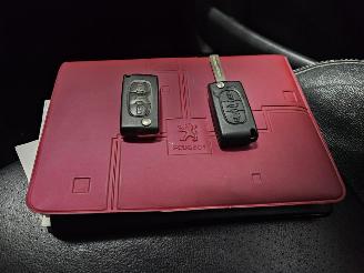 Peugeot 207 1.6 16V Cabrio  Benzine 1.598cc 88kW (120pk) FWD picture 15