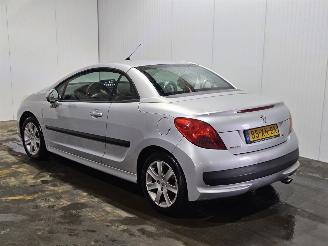 Peugeot 207 1.6 16V Cabrio  Benzine 1.598cc 88kW (120pk) FWD picture 10