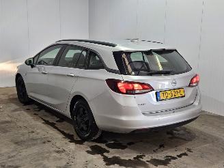 Avarii autoturisme Opel Astra SPORTS TOURER 1.6 CDTI 110 16V Combi/o  Diesel 1.598cc 81kW (110pk) FWD 2018/7