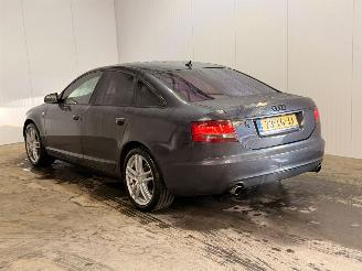 krockskadad bil auto Audi A6 3.2 V6 24V FSI Quattro Sedan 4Dr Benzine 3,123cc 188kW (256pk) 4x4 2005/3