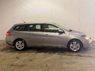 Peugeot 308 1.6 BlueHDi 120 Combi/o 4Dr Diesel 1.560cc 88kW (120pk) FWD picture 7