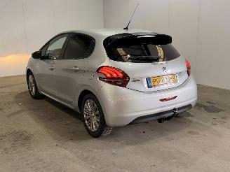 Auto incidentate Peugeot 208 1.6 Blue HDi 75 2017/6