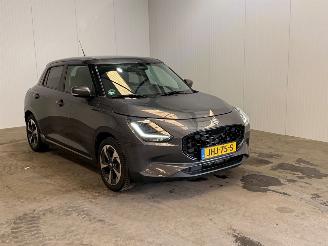skadebil auto Suzuki Swift 1.2 VVT 12V Hybrid Hatchback 2025/8