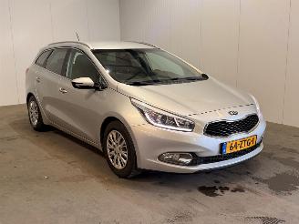 Coche accidentado Kia Cee d 1.6 GDI Plus Pack 2013/7