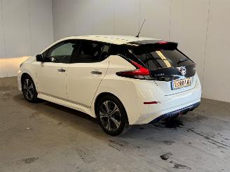 Coche accidentado Nissan Leaf N-Connecta 40 kWh 2021/6