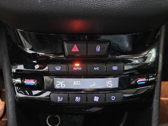 Peugeot 208 1.4 16V Hatchback  Benzine 1.397cc 70kW (95pk) FWD picture 15