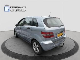 Mercedes B-klasse B-150 picture 4