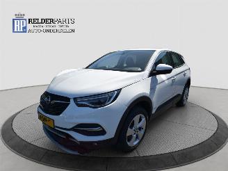 Coche accidentado Opel Grandland X 1.6 TURBO  HYBRIDE 2021/3