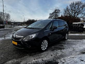 Damaged car Opel Zafira 1.4 COSMO TOURER 7P 2013/5
