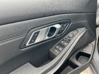 BMW 3-serie 330e M pakket 15.224 KM!! Pano MOTOR WERKT! picture 18