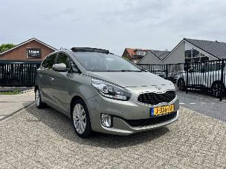 Schadeauto Kia Carens 1.6 GDi 7p 133.306 KM!! Pano !! 2016/7
