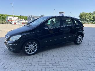 uszkodzony samochody osobowe Mercedes B-klasse 150 Automaat !! apk tot maart 2027 2007/3