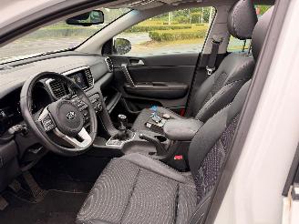 Kia Sportage 1.6 T-GDI DynamicPlusLine | 63.495 km | eerste eigenaar!! picture 14