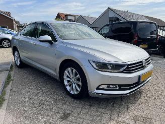 Damaged car Volkswagen Passat 1.4 TSI ACT Highline | eerste eigenaar!! 2016/3